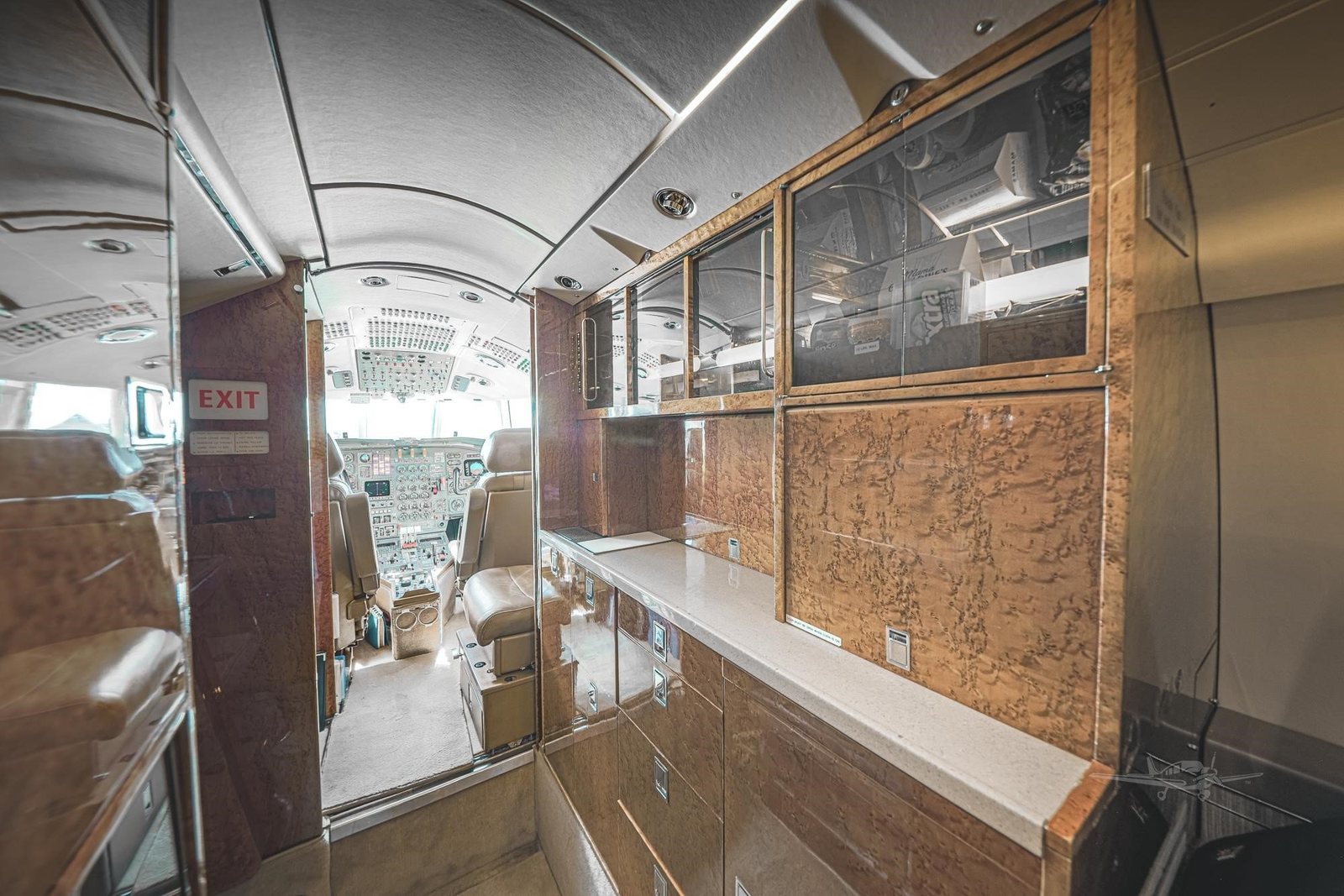 N550JP forward galley and cabinetry